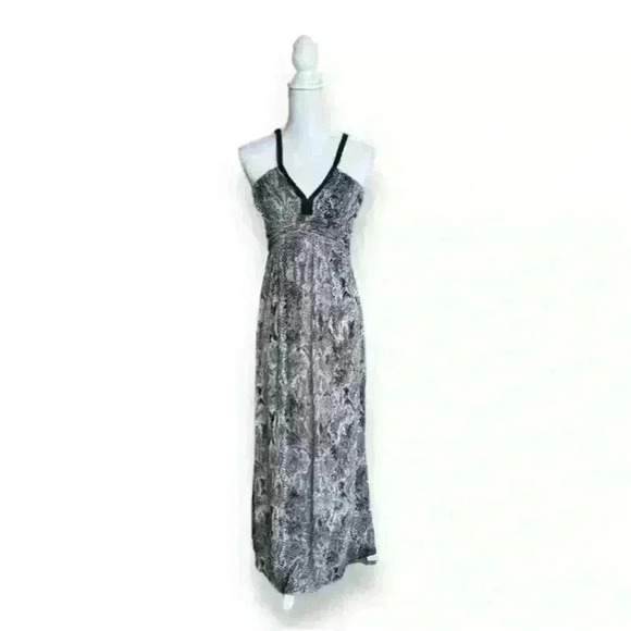 Express Womens Bohemian Column Maxi Dress Snake Print Gray White Size Small​ - Picture 1 of 5